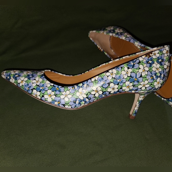 Tory Burch Heels - Picture 9 of 17